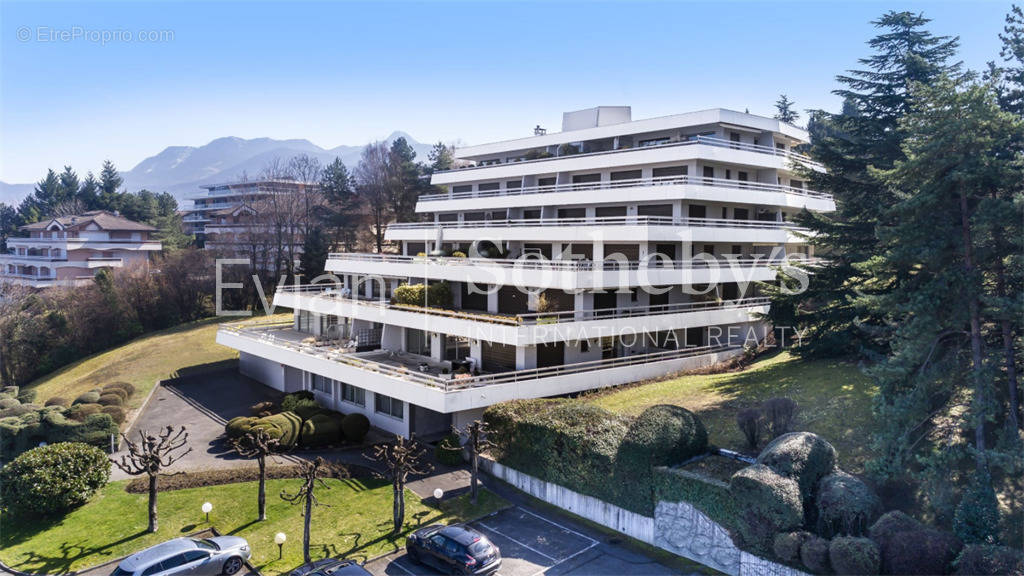 Appartement à EVIAN-LES-BAINS