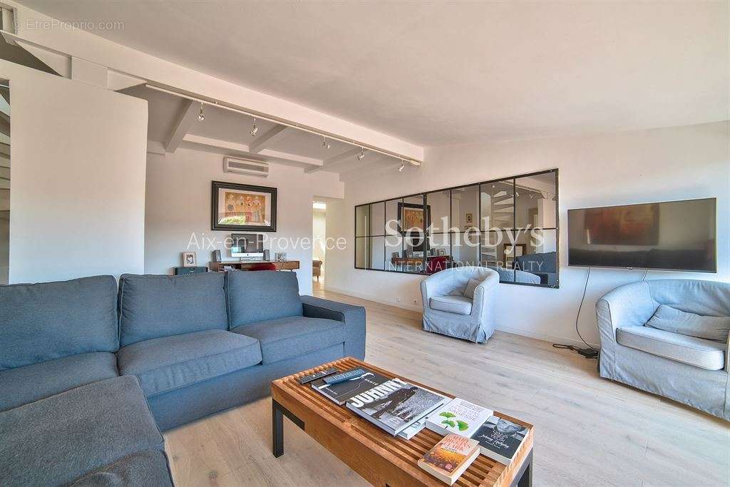 Appartement à AIX-EN-PROVENCE