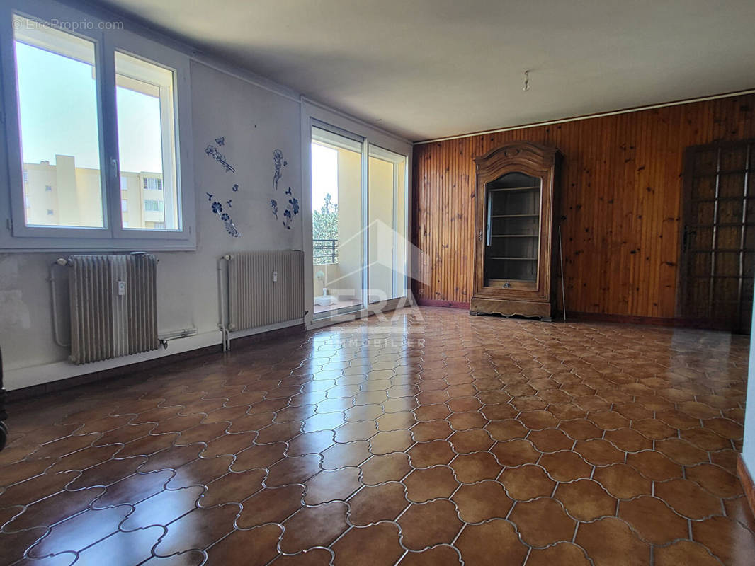 Appartement à DRAGUIGNAN