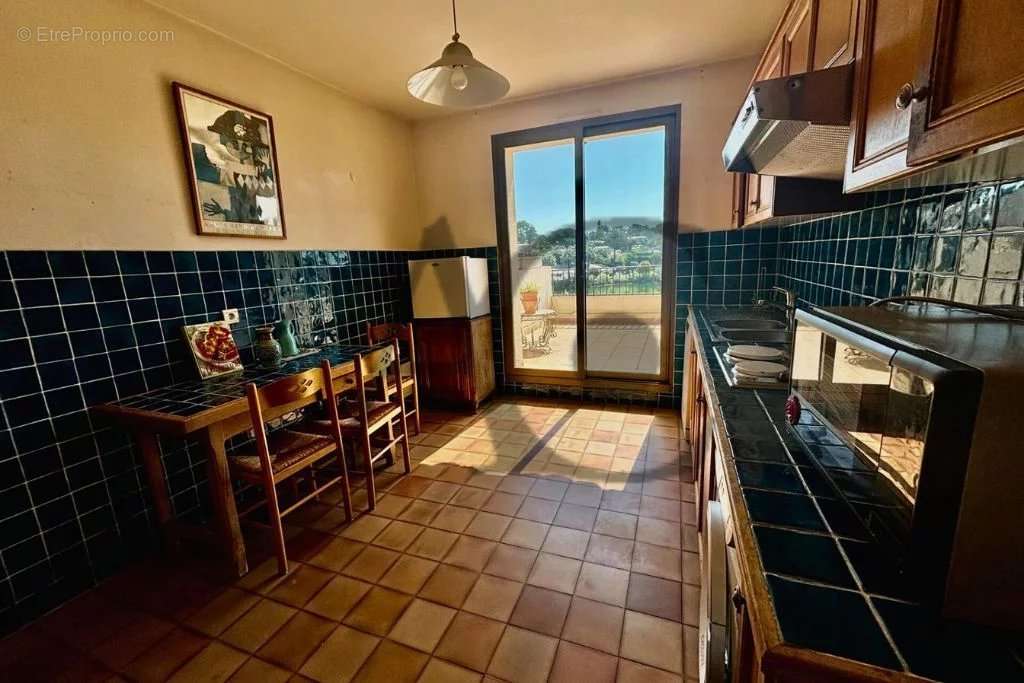 Appartement à VILLENEUVE-LOUBET