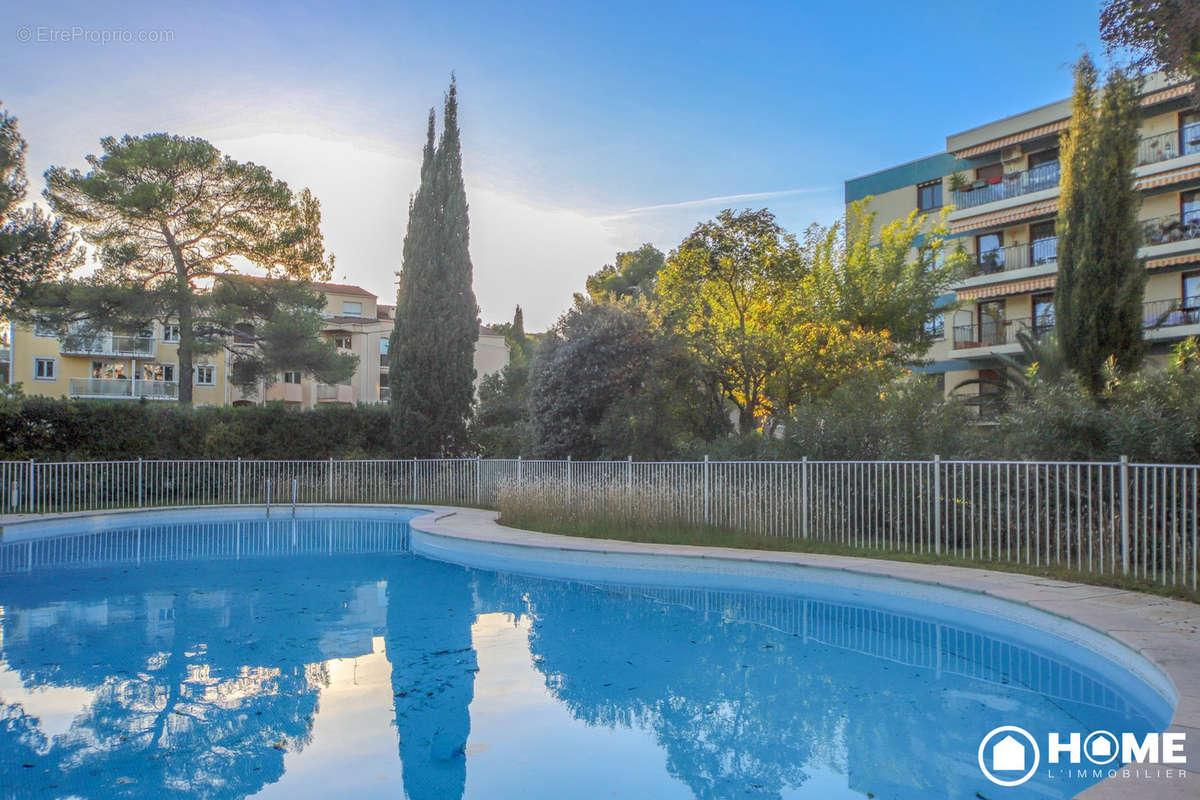 Piscine - Appartement à MONTPELLIER