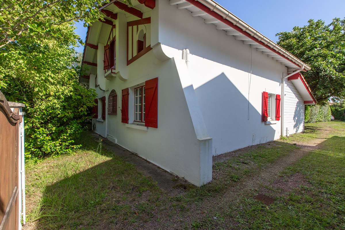 Maison à TOSSE