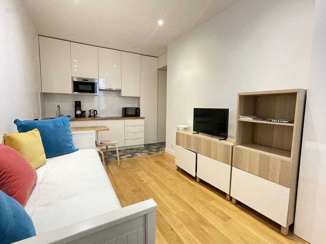 Appartement à PARIS-18E