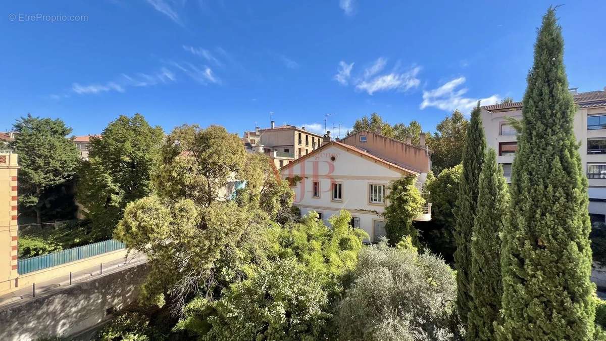 Appartement à AIX-EN-PROVENCE