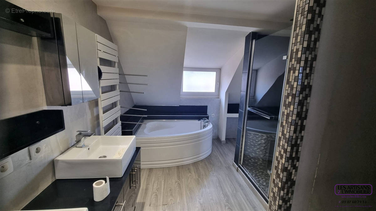 Appartement à LONGEVILLE-LES-METZ