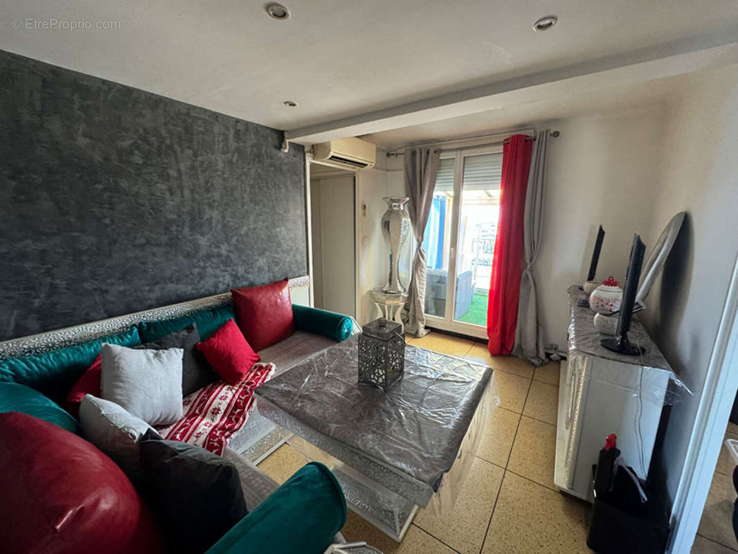 Appartement à MARSEILLE-14E