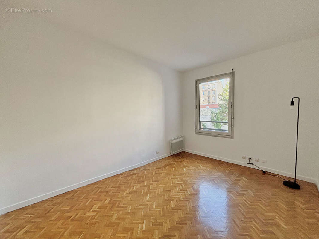 Appartement à PARIS-20E