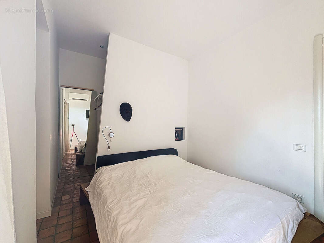 Appartement à ROQUEBRUNE-CAP-MARTIN