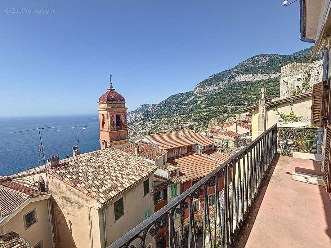 Appartement à ROQUEBRUNE-CAP-MARTIN