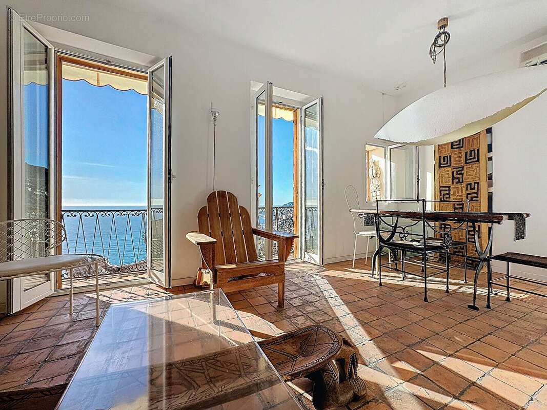 Appartement à ROQUEBRUNE-CAP-MARTIN