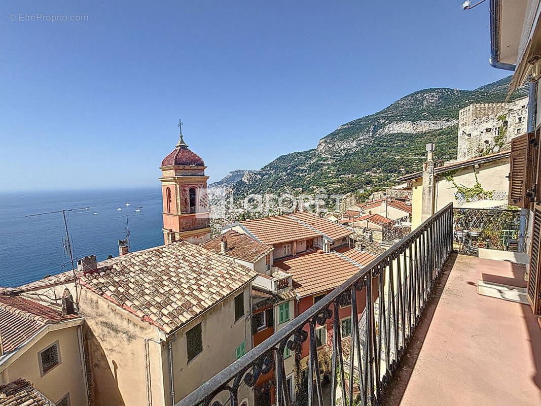 Appartement à ROQUEBRUNE-CAP-MARTIN