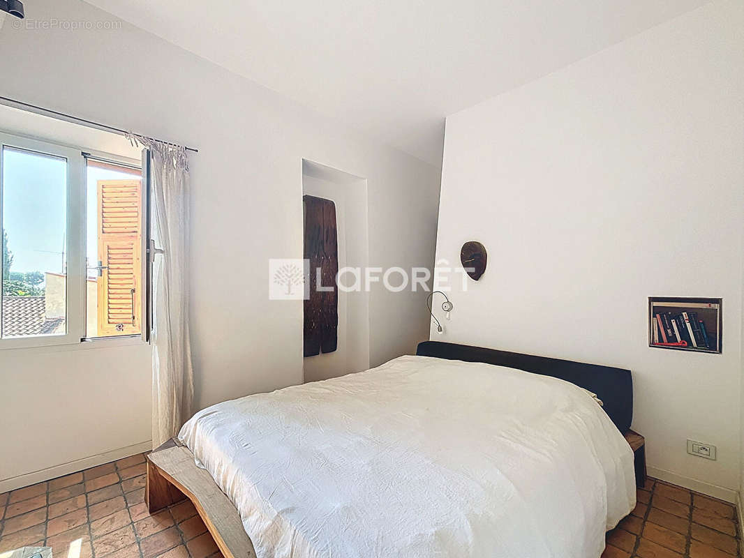 Appartement à ROQUEBRUNE-CAP-MARTIN