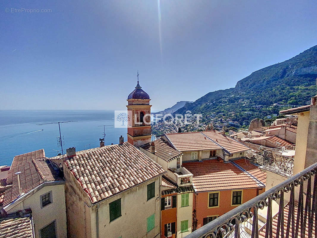 Appartement à ROQUEBRUNE-CAP-MARTIN