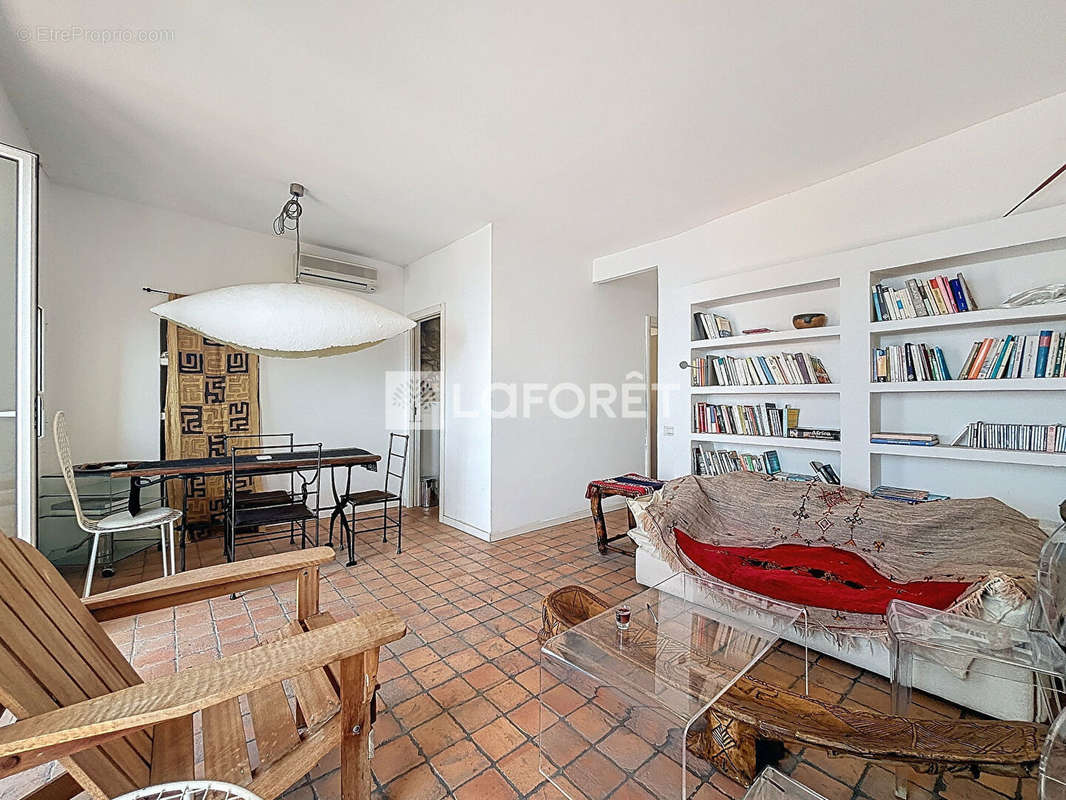 Appartement à ROQUEBRUNE-CAP-MARTIN