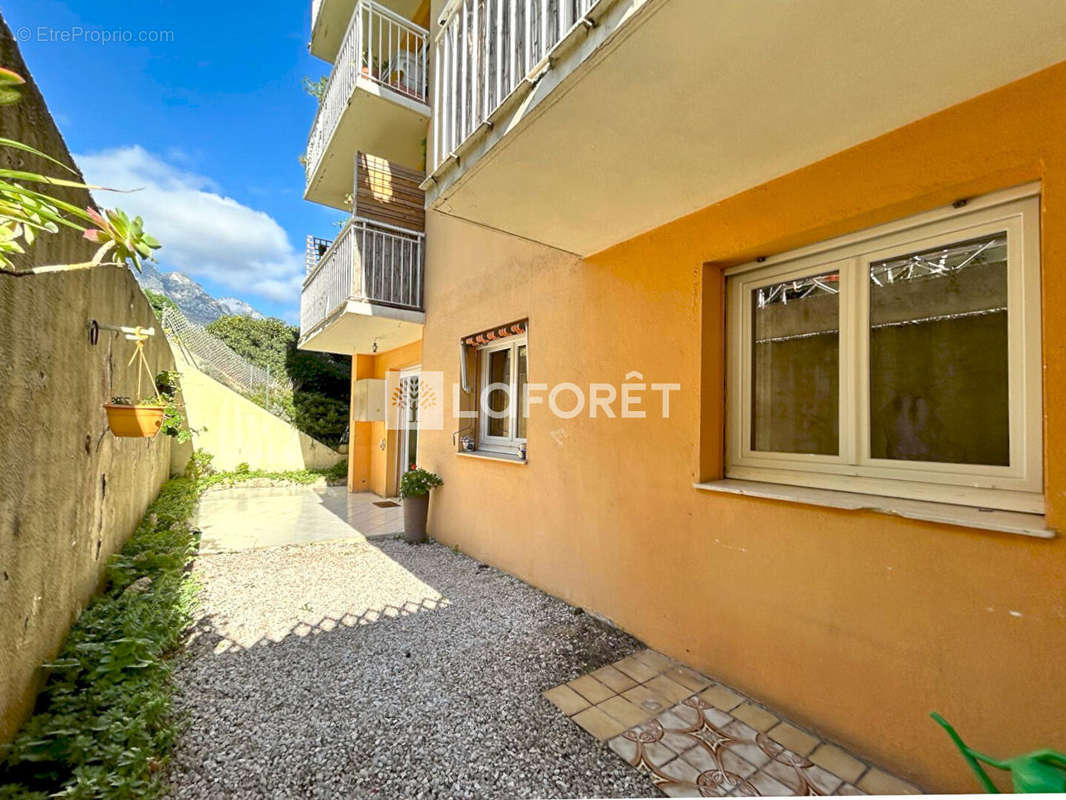 Appartement à MENTON