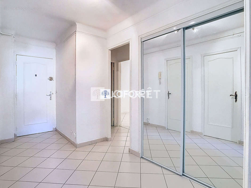 Appartement à MENTON