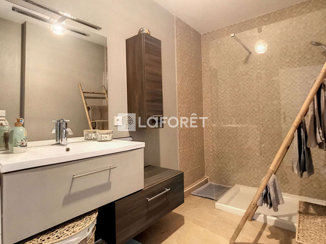 Appartement à MARSEILLE-10E