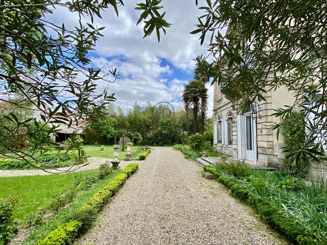 Appartement à LE BOUSCAT