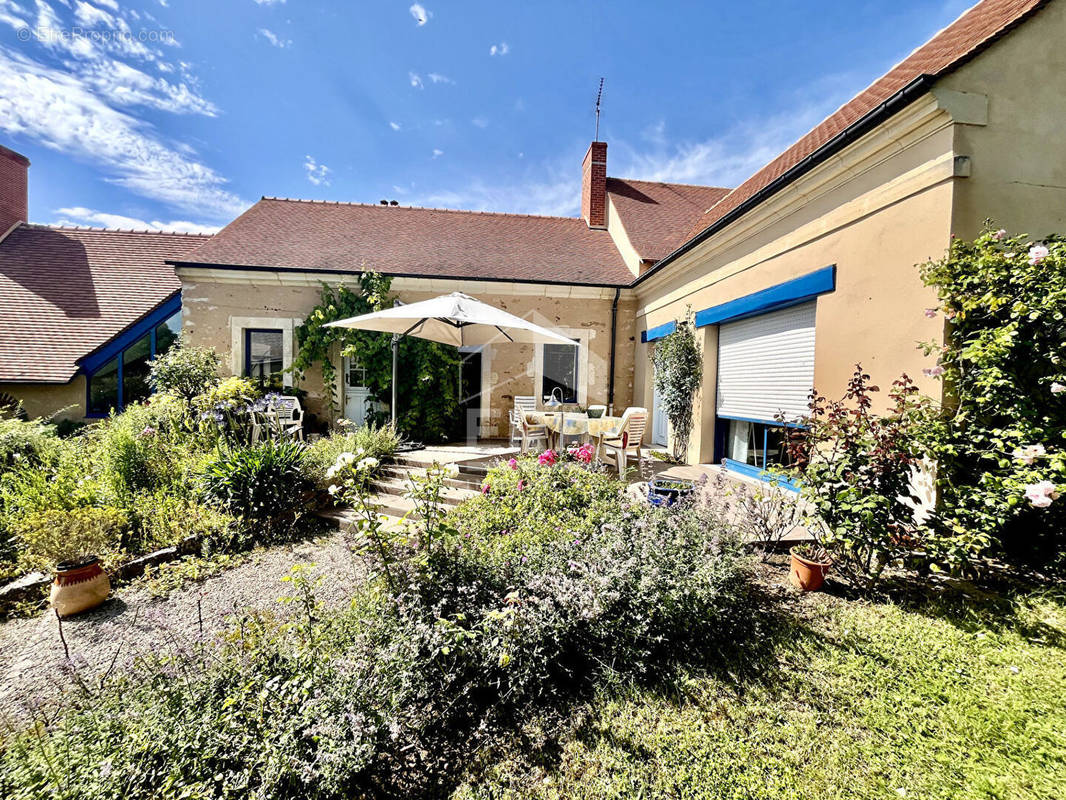 Maison à LA CHAPELLE-SAINT-AUBIN