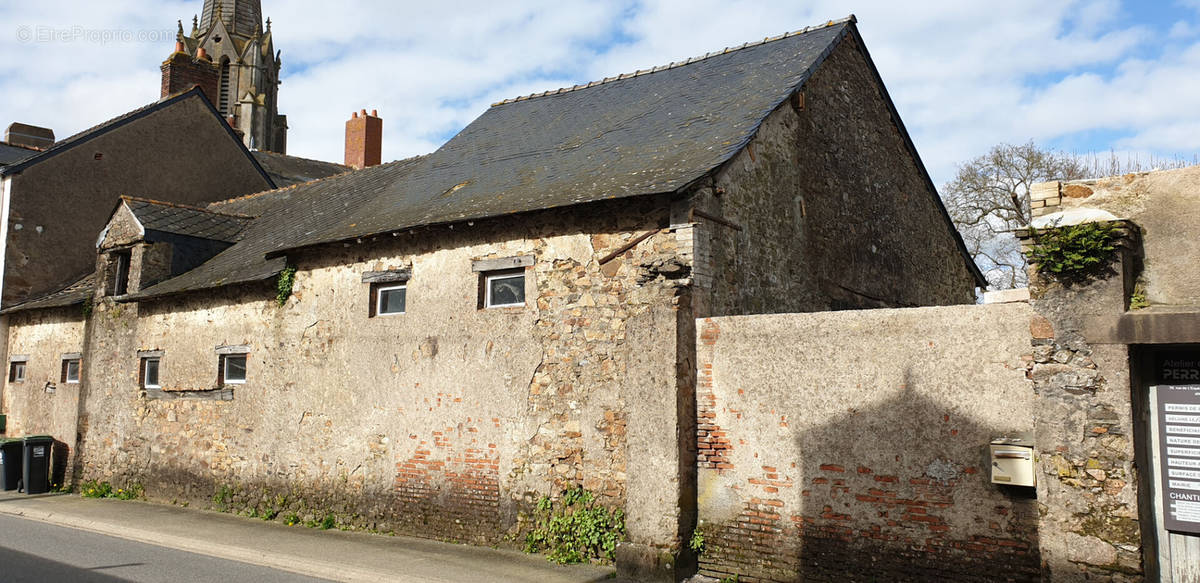 Maison à MESANGER