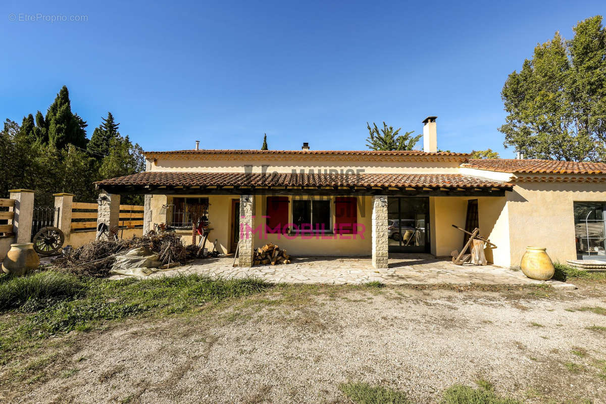 Maison à BARBENTANE