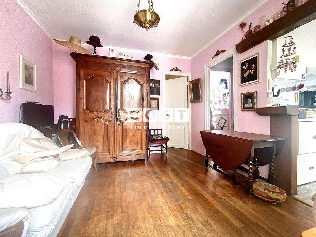 Appartement à COLOMBES