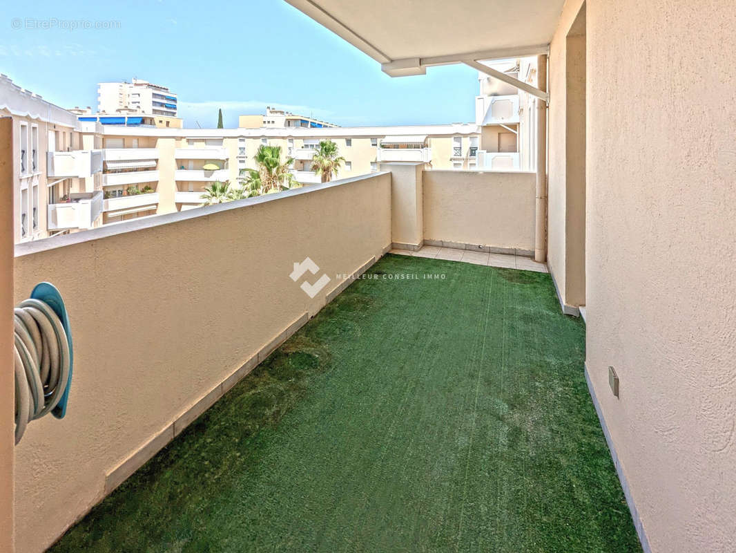 Appartement à HYERES