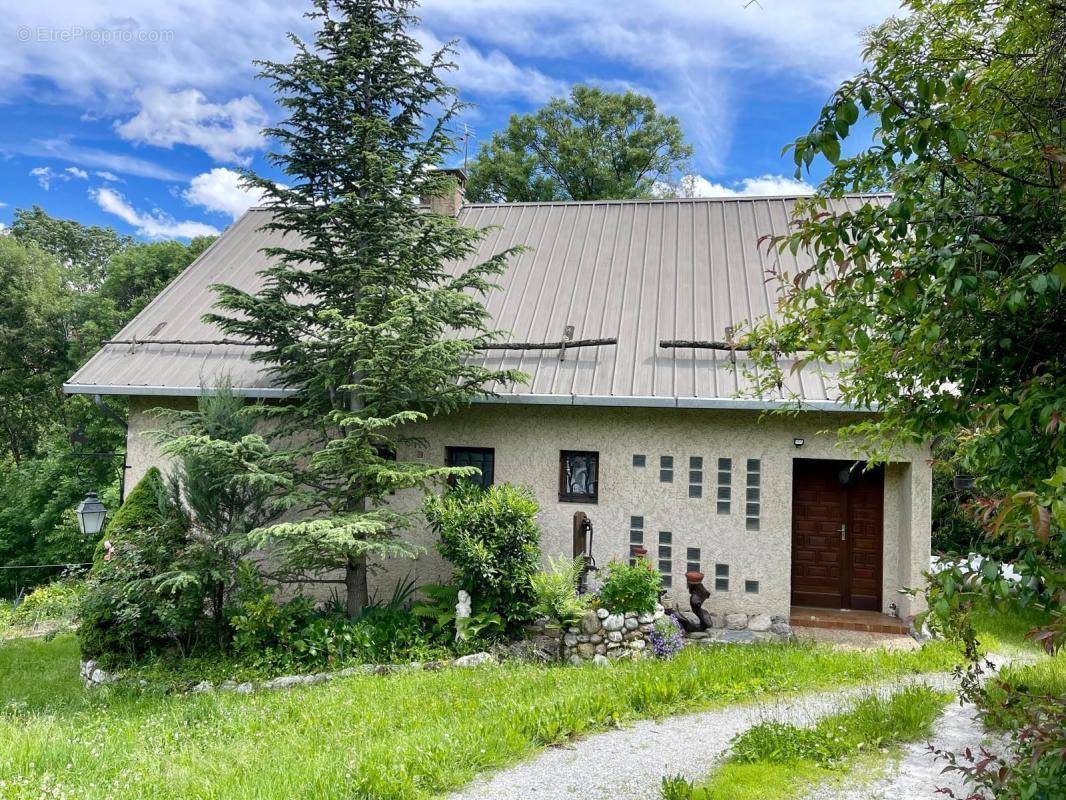 Maison à EMBRUN