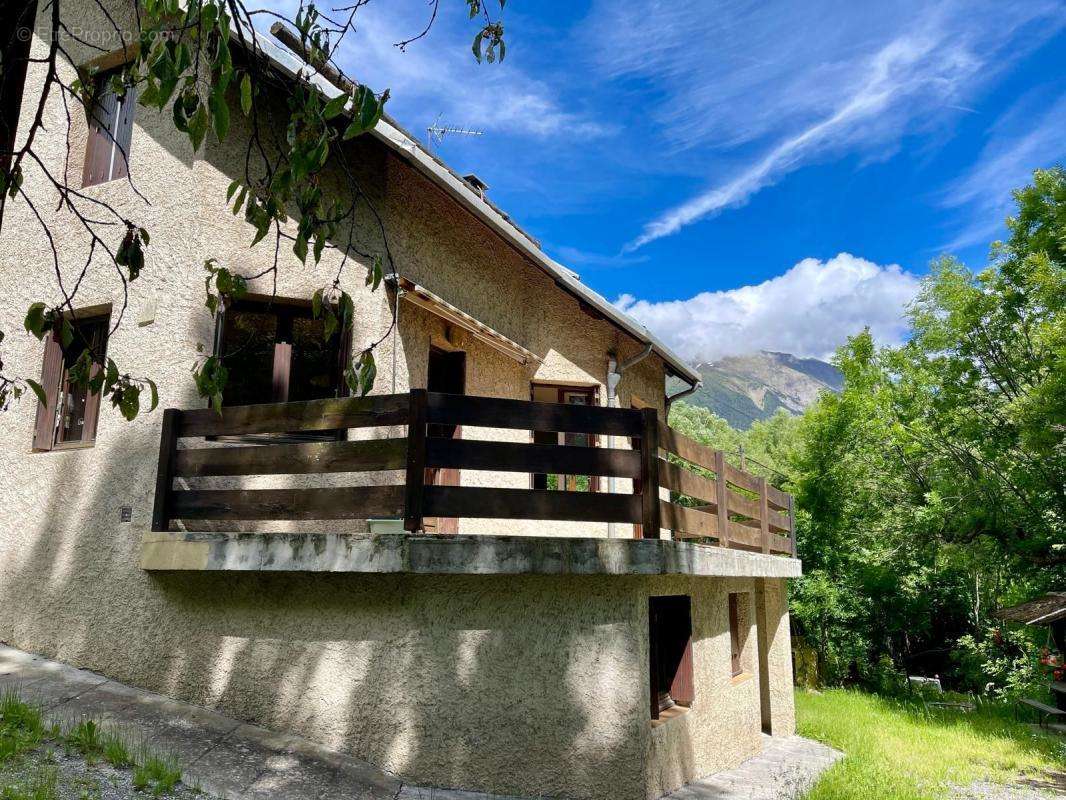 Maison à EMBRUN