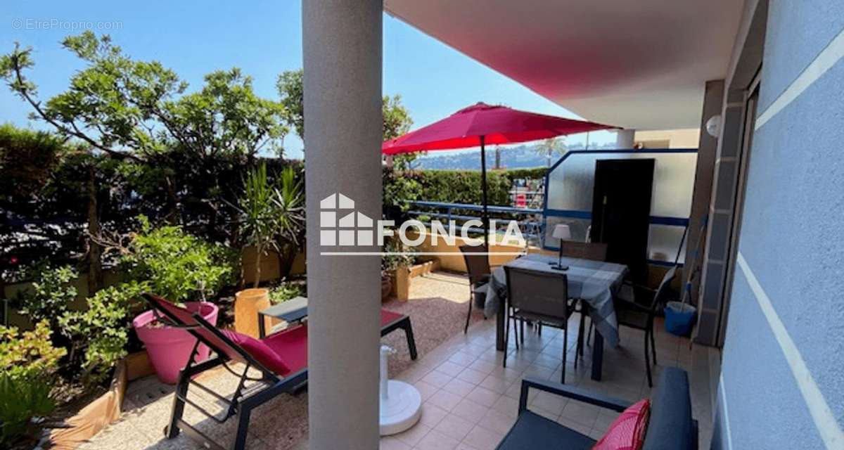 Appartement à ROQUEBRUNE-CAP-MARTIN