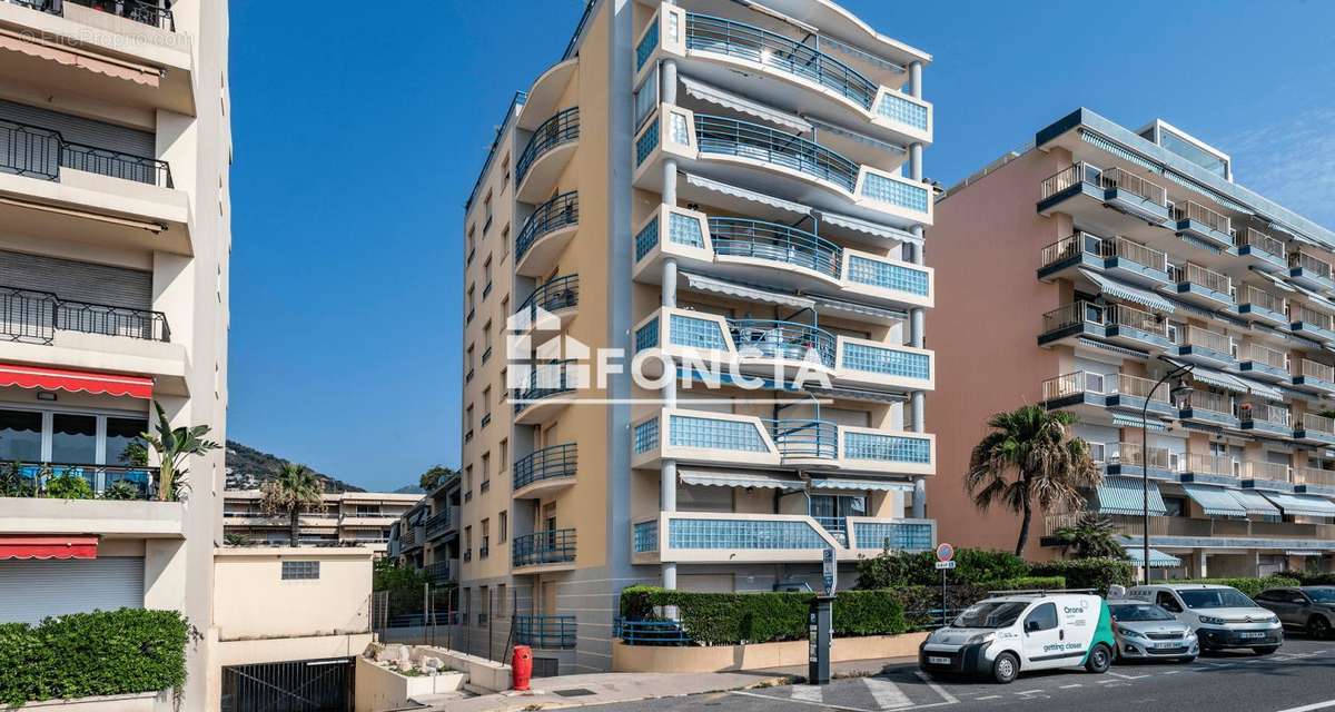 Appartement à ROQUEBRUNE-CAP-MARTIN