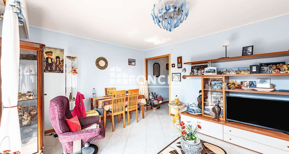 Appartement à ROQUEBRUNE-CAP-MARTIN