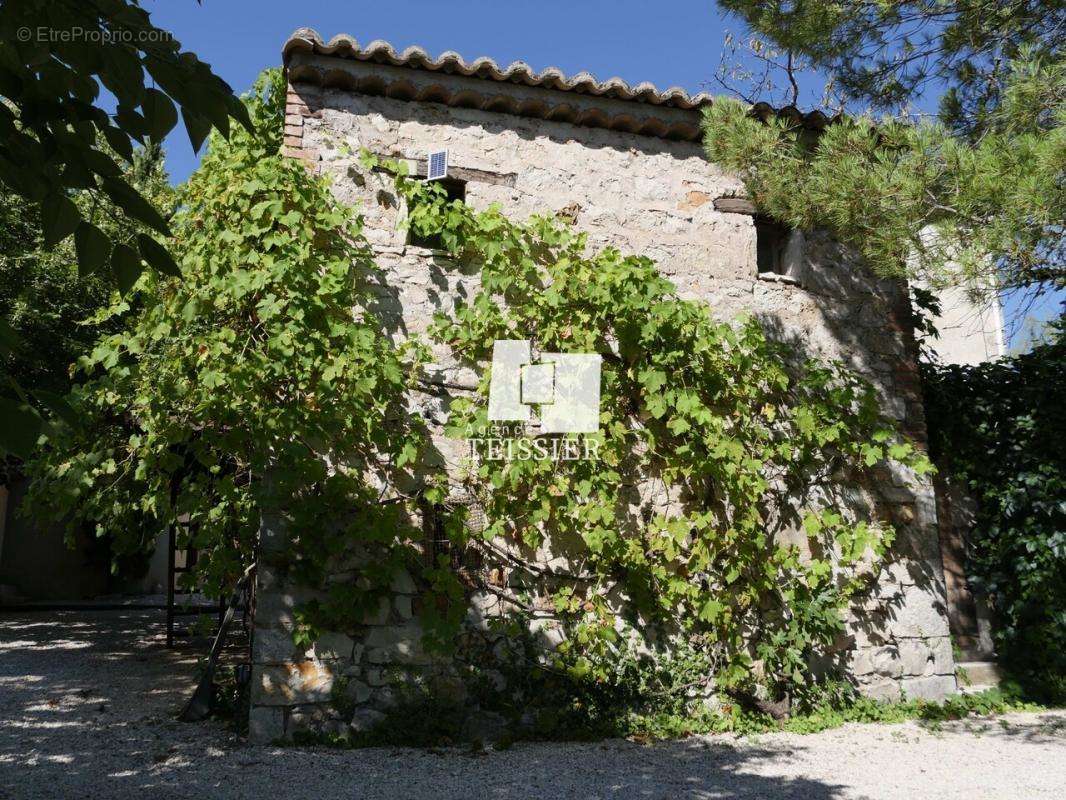 Maison à COURRY