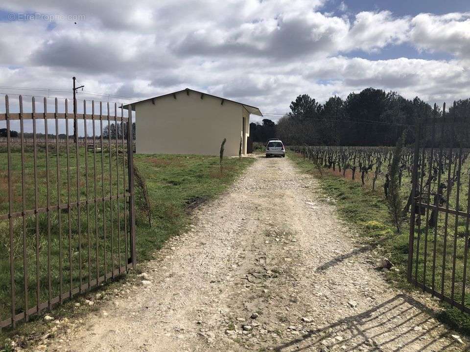 Terrain à QUEYRAC