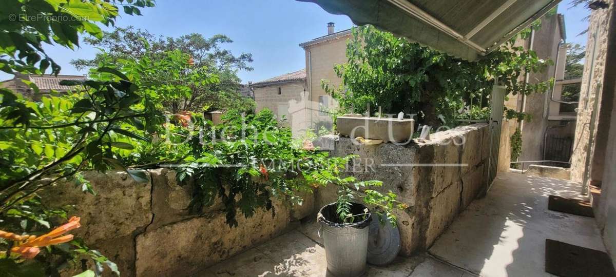 Maison à UZES