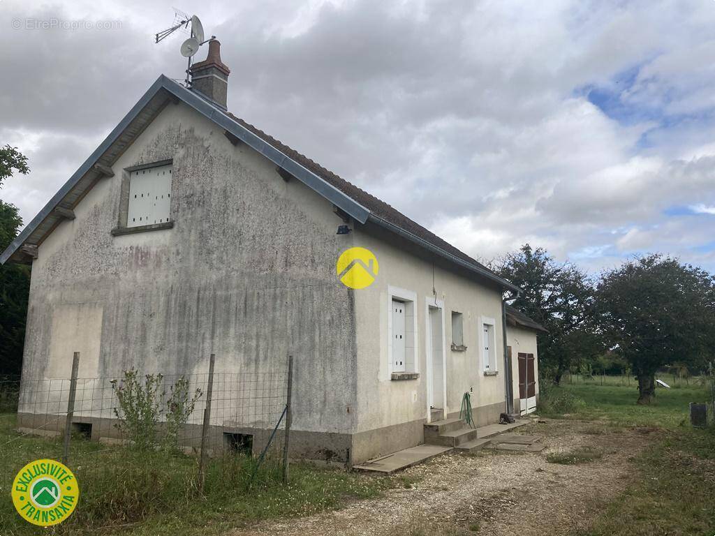 Maison à JUSSY-LE-CHAUDRIER