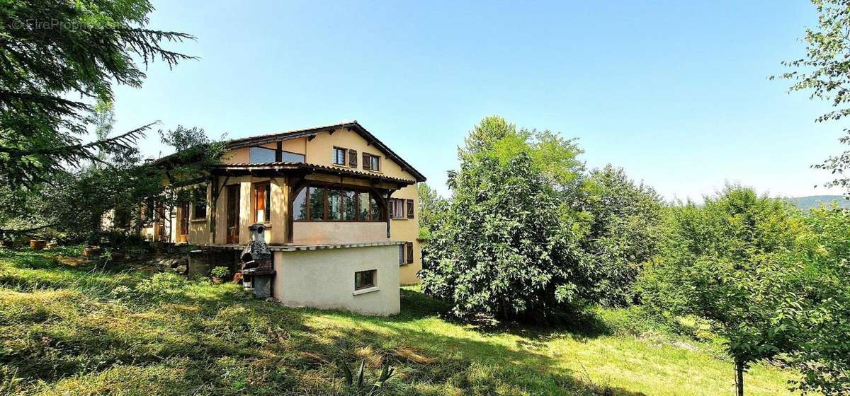 Maison à FIGEAC