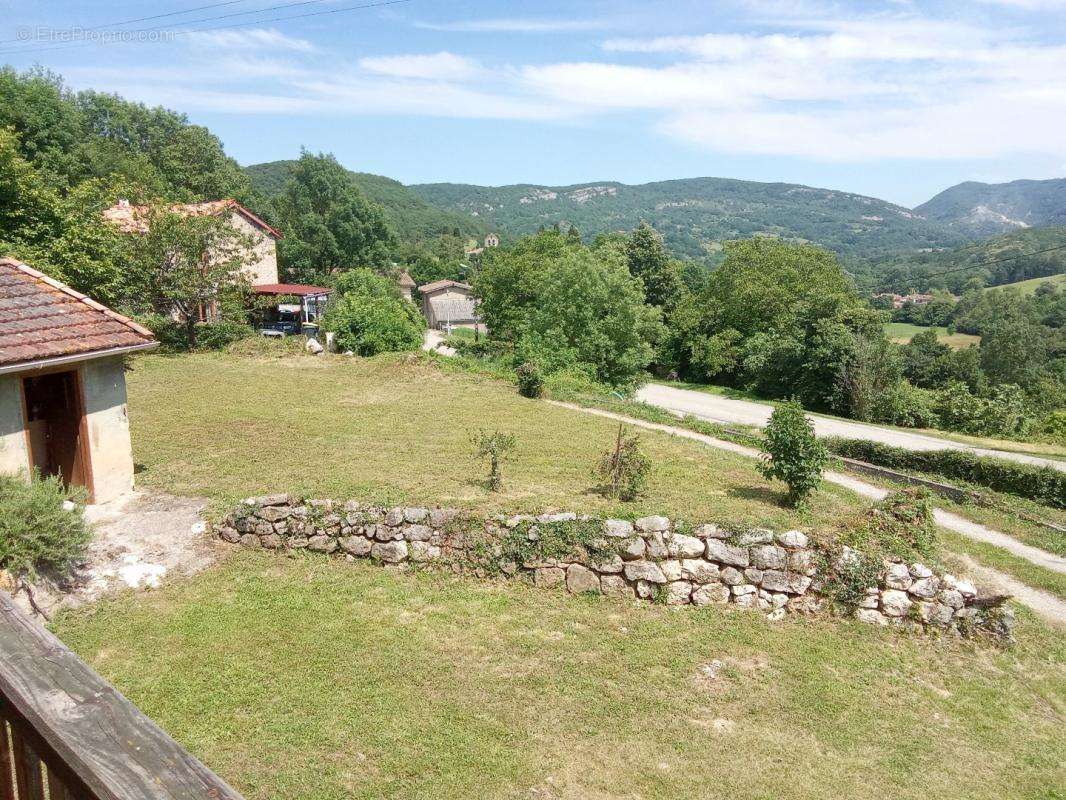 Maison à ROQUEFORT-LES-CASCADES