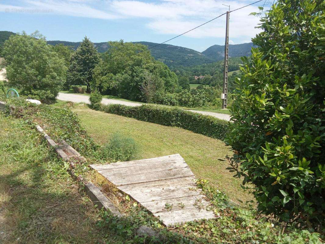 Maison à ROQUEFORT-LES-CASCADES