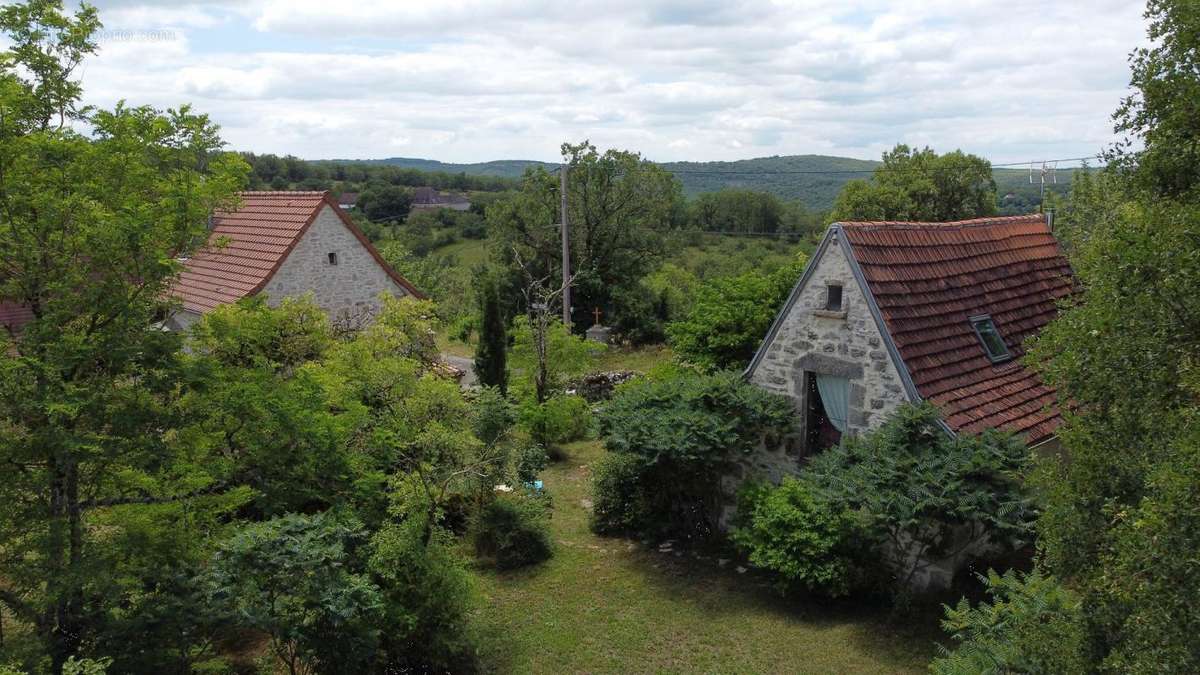 Maison à SALVAGNAC-CAJARC