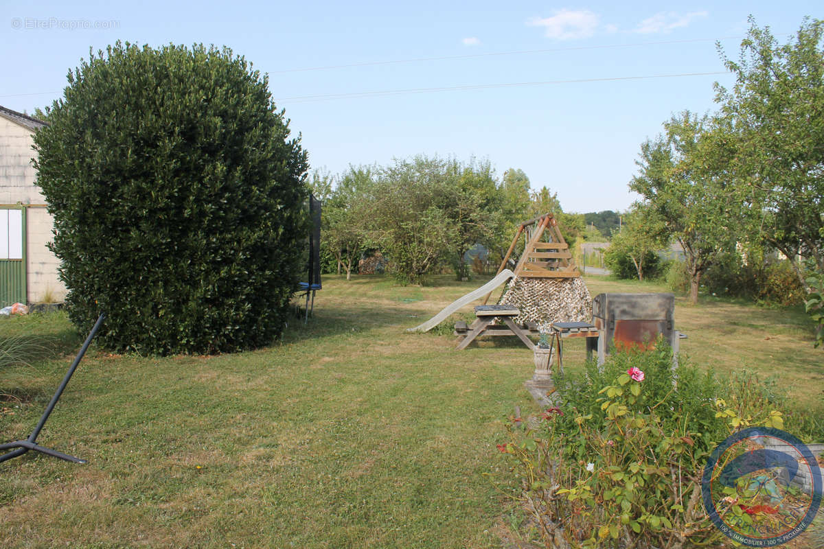 Maison à LA MEMBROLLE-SUR-CHOISILLE