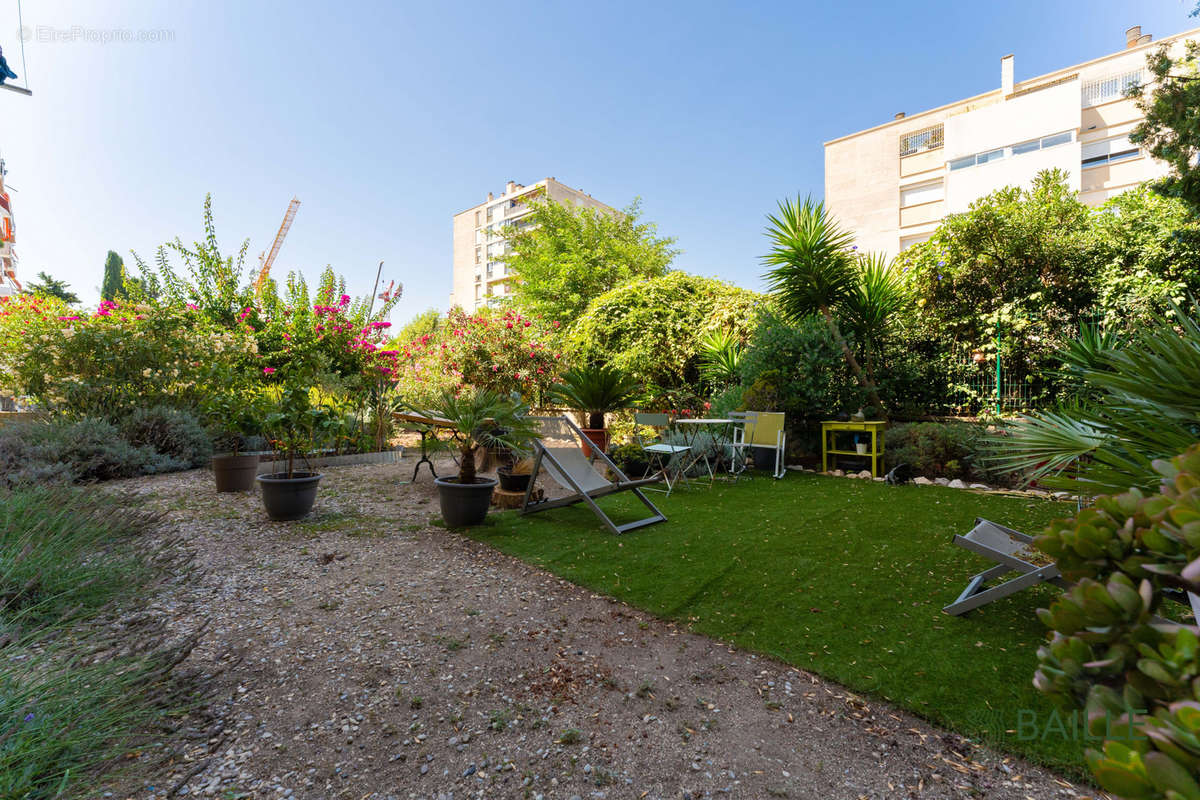 Appartement à MARSEILLE-8E