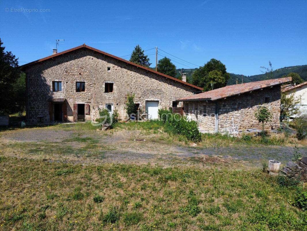 Maison à LE CHEYLARD