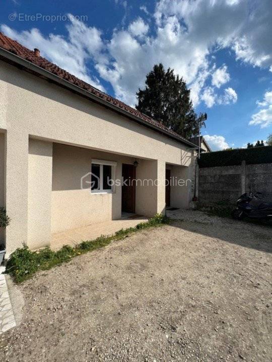 Appartement à BOISSY-LE-CUTTE