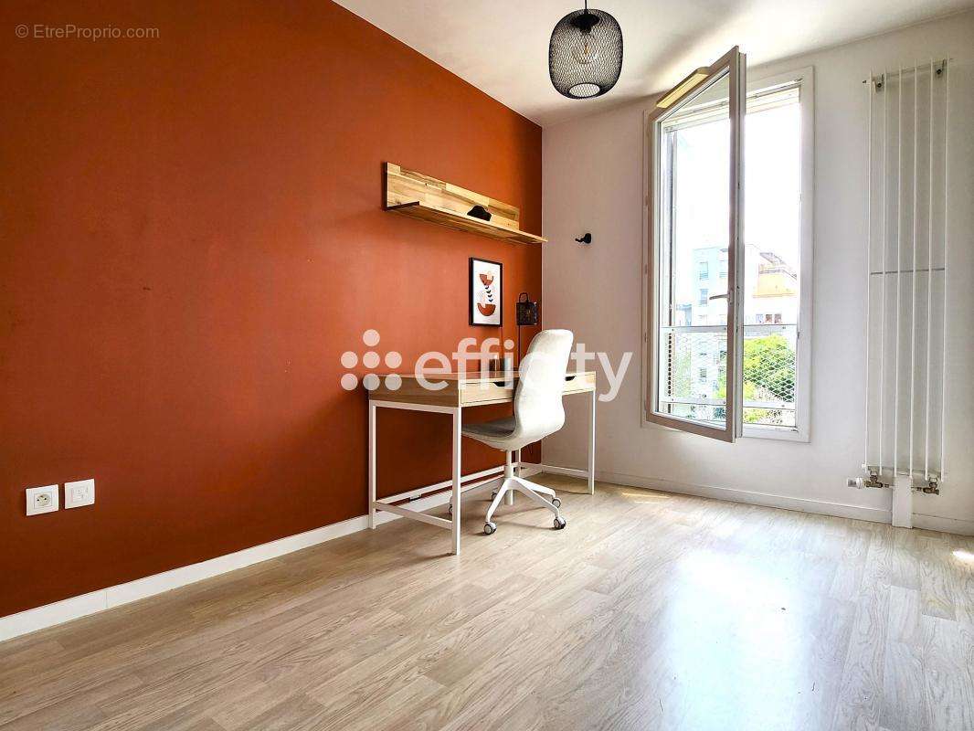 Appartement à COURDIMANCHE