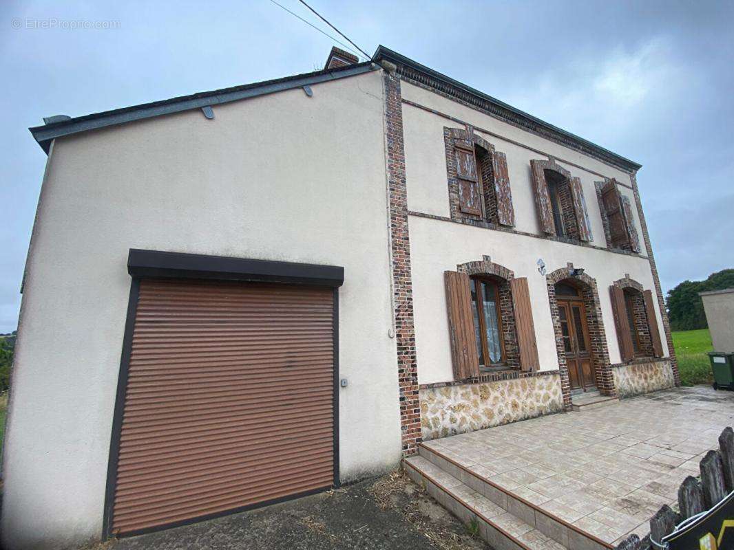 Maison à SAVIGNY-SUR-BRAYE