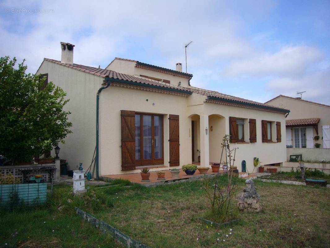 Maison à MONTADY