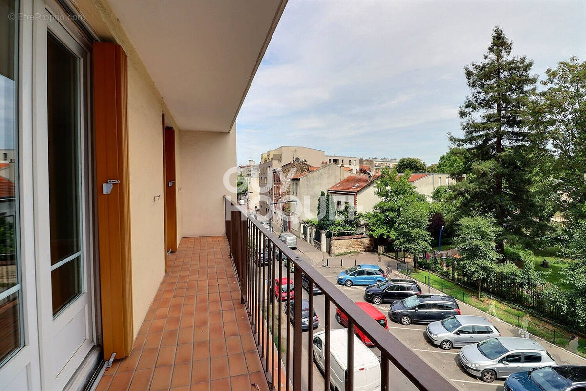 Appartement à AUBERVILLIERS