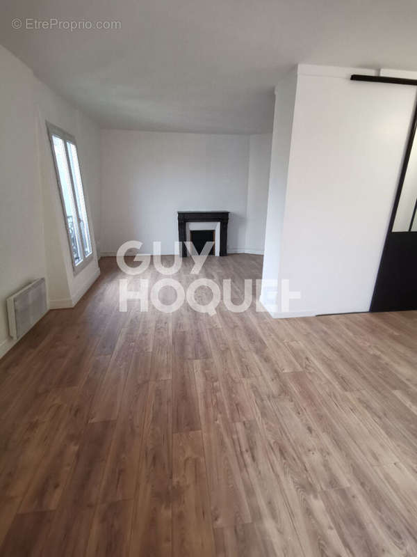 Appartement à PARIS-12E