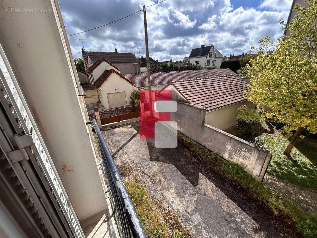 Appartement à SAINTE-SAVINE